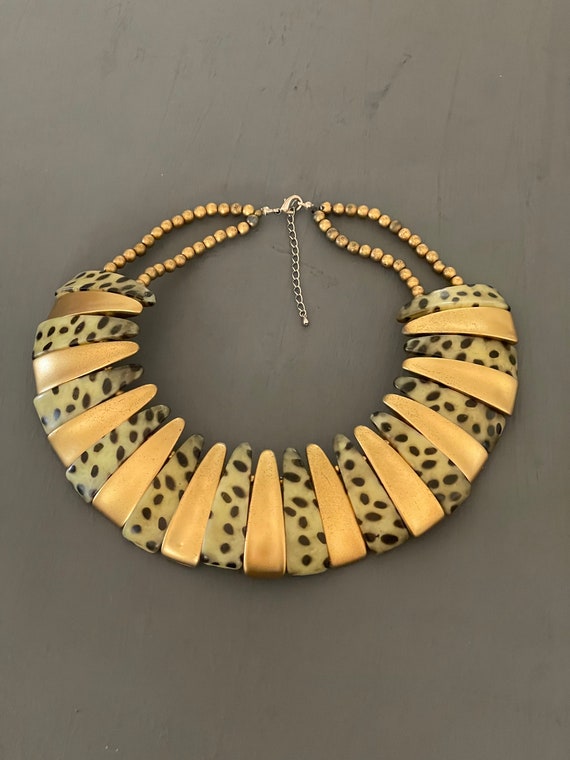 Tribal Resin Choker | Vintage 80s statement neckl… - image 1