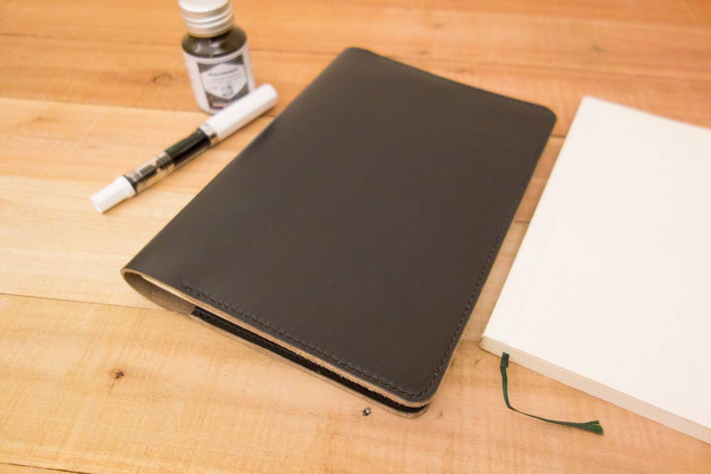 Midori MD Notebook Cover - A5 - Black Leather