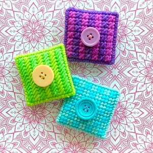 Canevas en plastique : Pin Pillow Needle Minder choisissez-en un image 1