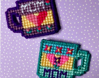 Plastic Canvas: "Mom" Mini Coffee Mug Magnets (set of 2)
