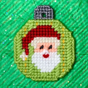 Plastic Canvas Pattern Page: fun With Santa Christmas Balls 2 Designs ...