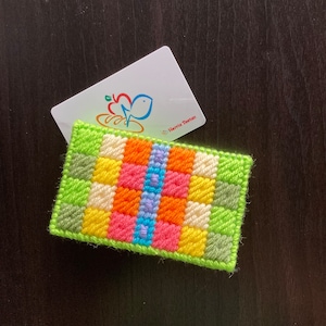 Lona de plástico: Mini billetera "Tropica" (puede contener identificación, llave de la casa, tarjeta de crédito, billetes doblados y más)