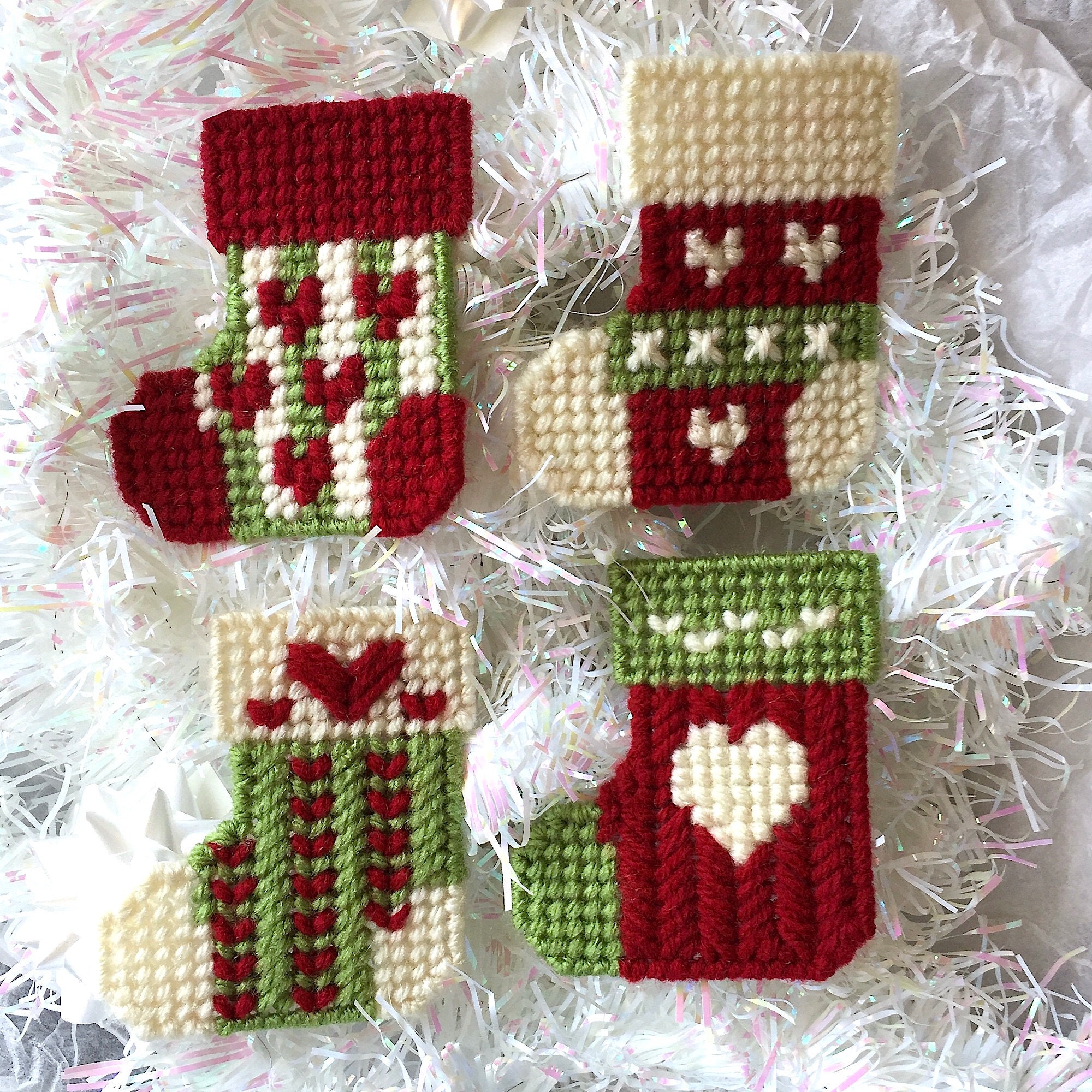 plastic-canvas-pattern-christmas-stockings-hearts-4-designs-pattern-only-etsy