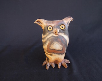 Handmade Marbled Clay Owl Statue: Whimsical Garden Art