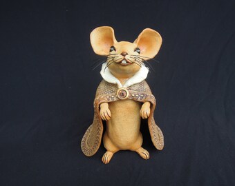 Handmade Clay Caped Mouse figurine Outdoor Ceramic Animal Sculpture Unique Mouse Statue Nature Inspired Garden Art Whimsical Mouse