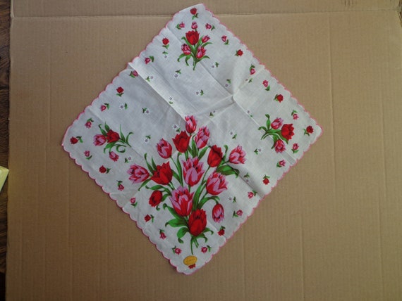 Vintage Hankie, Big Red and Pink Tulips, Tiny Whi… - image 8