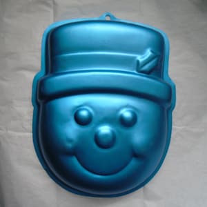 Vintage Snowman Cake Pan,  Blue Wilton Iridescents 2105-20 82