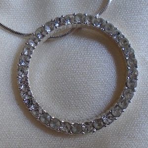 Circle Rhinestone Pendant Necklace, 18&quot; Chain   FS