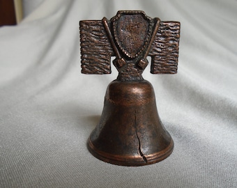 Campana de la Libertad en miniatura, 2-1/4" de altura, hecha en EE.UU.