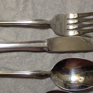 Pfaltzgraff Briarwood Stainless Flatware, 3 Pieces, Salad Fork, Dinner Knife, Oval Soup Spoon  FS
