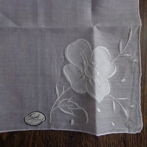 Vintage Hankie, White Madeira Style Flower Applique & Embroidery, Burmel Label, Cotton Handkerchief, Hanky  FS