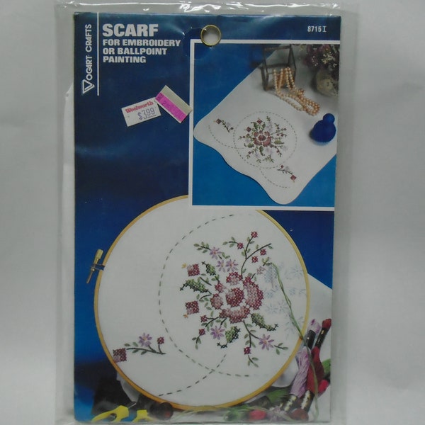 Rose Bouquet Scarf Kit for Dresser or Table, To Embroider or Ballpoint Paint, Vogart Crafts