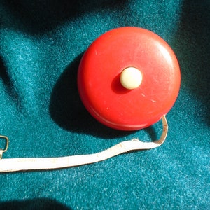 Vintage Advertising Tape Measure, Flavell&#39;s Beauty Salon, Made in Japan   FS
