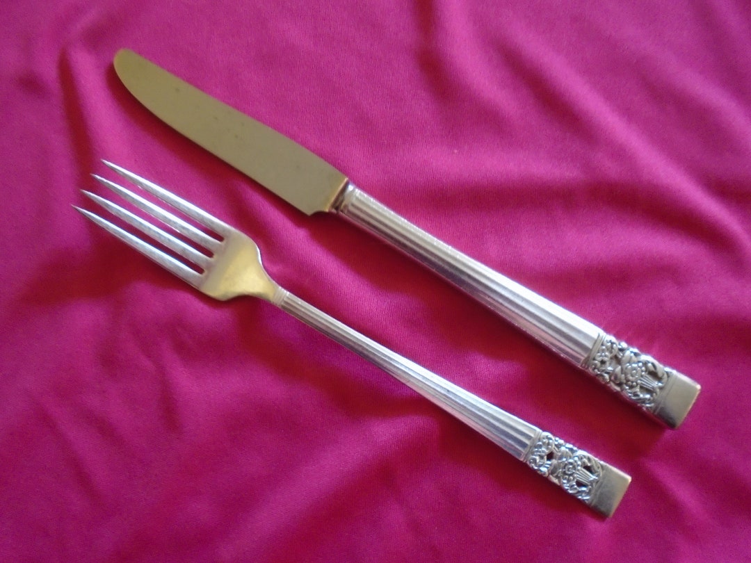 Coronation or Hampton Court Grille Fork or New French Hollow Grille