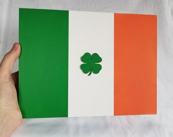 Bandeira irlandesa pintada em madeira, decoração de parede de bandeira de madeira 9x12, decoração irlandesa Bandeira irlandesa de madeira com trevo de quatro folhas, bandeira irlandesa com amuleto da sorte