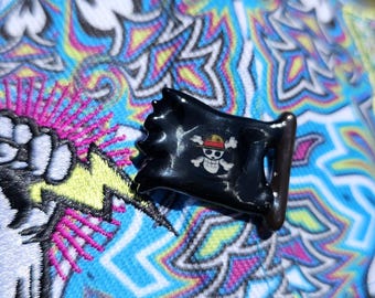 OnePiece Leafy Dicro Hat Pin