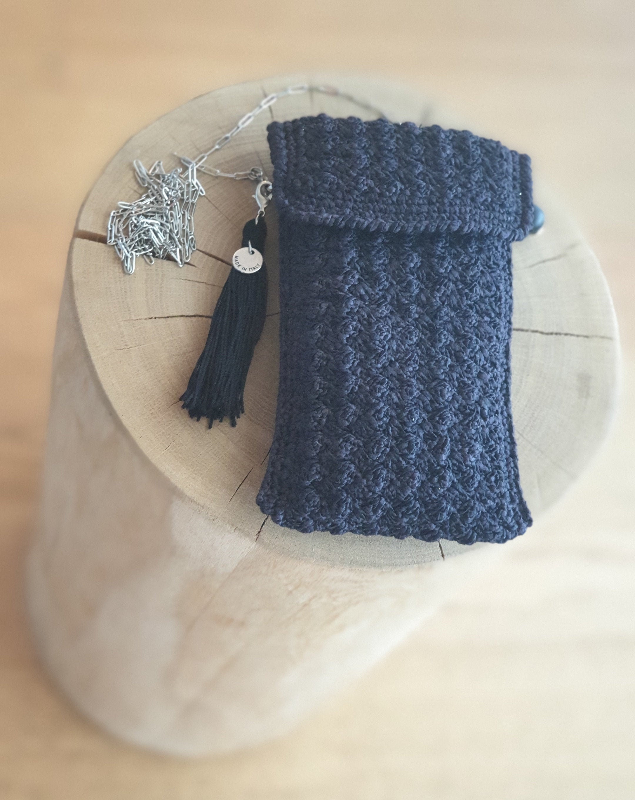 mobile phone holder with shoulder strap