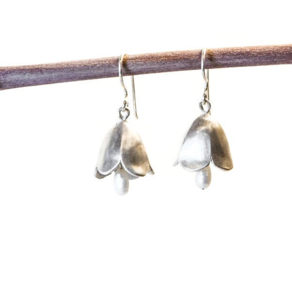 Sterling Silver Bell Flower Earrings , Silver And White Pearl Dangle Earrings , Nature Earrings , Floral Dangle Earrings
