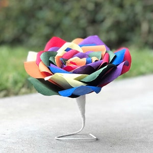 Rainbow rose - Paper flower