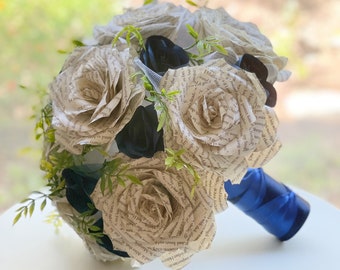 Book page paper bridal bouquet - Colors can be customized - Bridesmaid bouquet - Navy blue Wedding bouquet