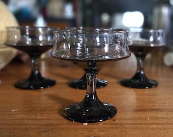 Juego de 4 copas de cóctel de cristal amatista, copas de champán vintage Libbey Coupe de 4 oz, estilo moderno de mediados de siglo, artículos de bar, decoración retro moderna para el hogar.