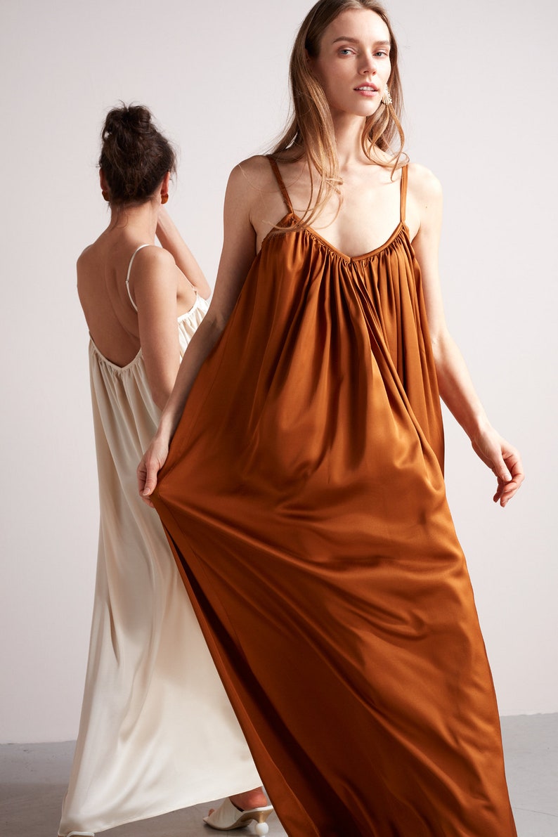 Flowing Maxi Maternity Slip Wedding Dress LUCIA in Light Cream Viscose image 8