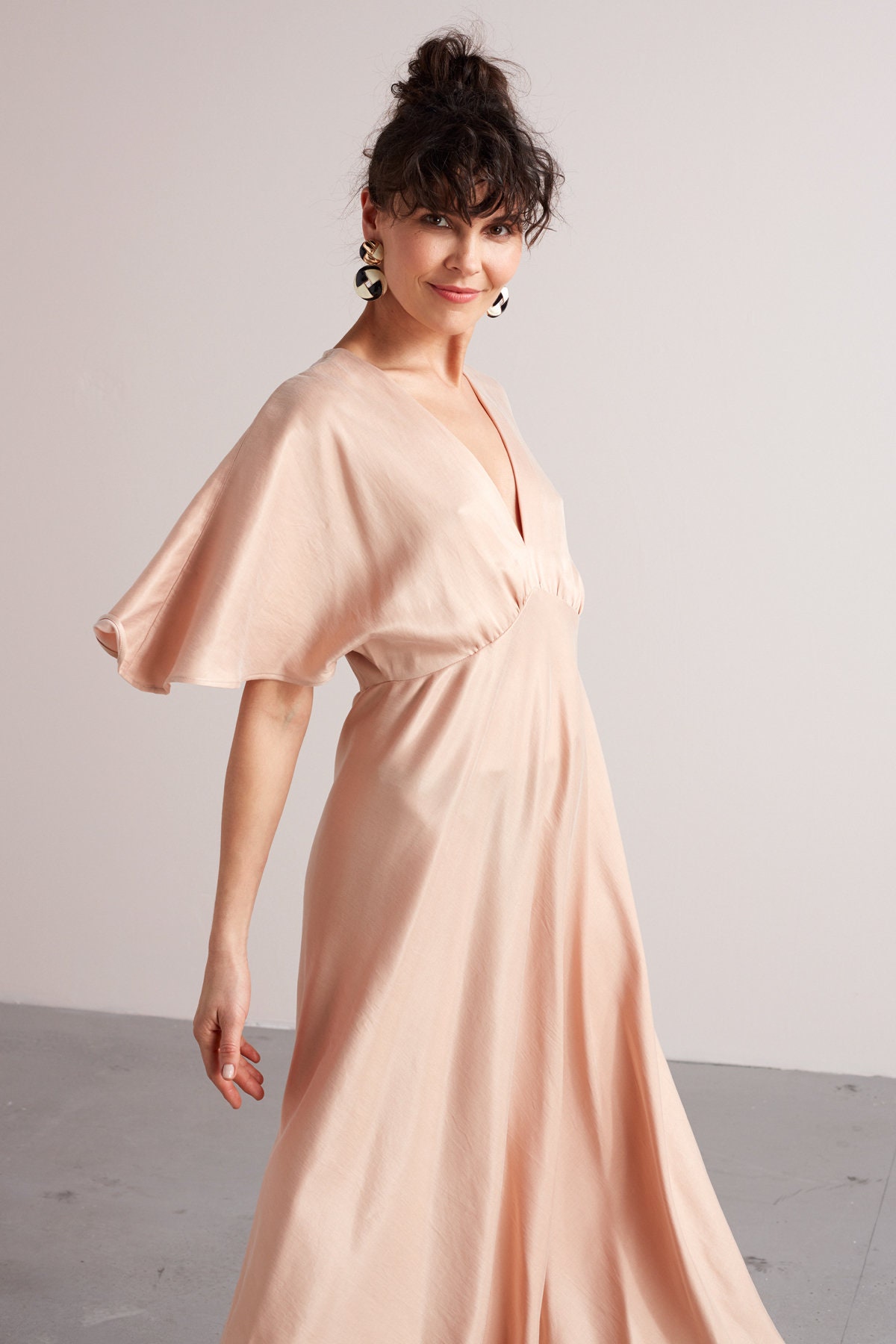 dress for engagement photoshoot Cedar Silk Midi dress in Green Butterfly Floral Charcoal