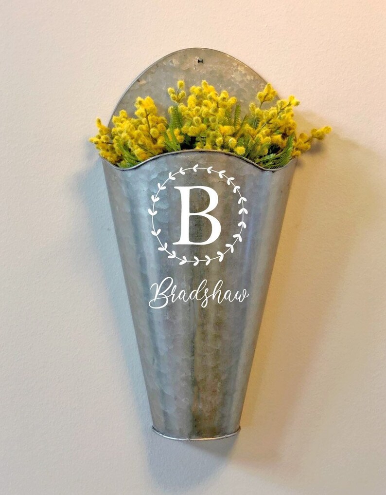 Custom Galvanized Metal Wall Pocket Flower Holder Image 0