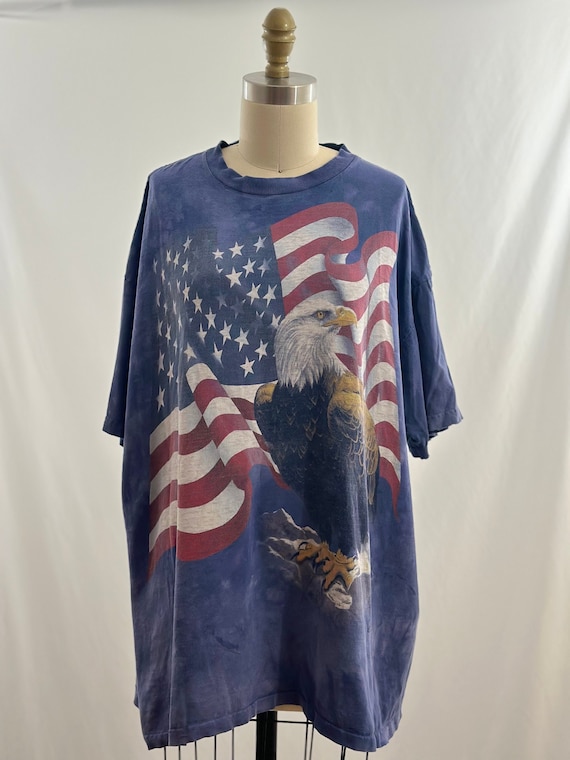 Vintage 00s Bald Eagle American Flag Tee Shirt Vin
