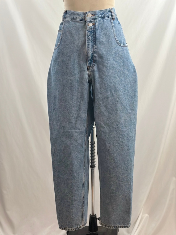 Vintage 90s Guess High Waisted Loose Fit Light Was