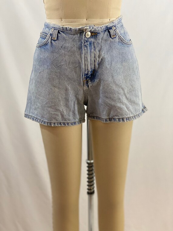 Mid Rise Faded Blue Denim Shorts 26 