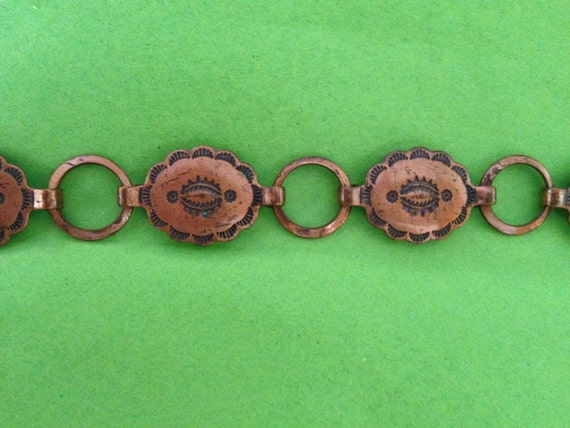 Lightweight vintage copper link bracelet with emb… - image 4