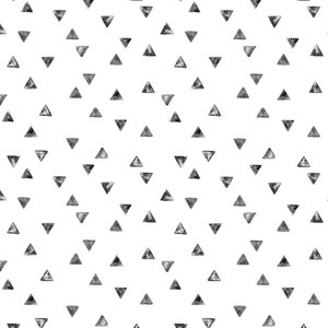 Small Scattered Triangles Photo Backdrop // Polypaper - Etsy
