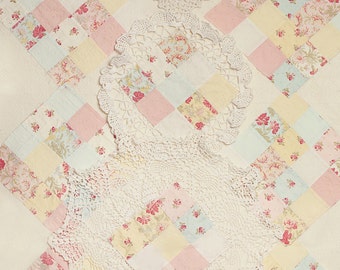 Vintage Lace Quilt Photo Backdrop
