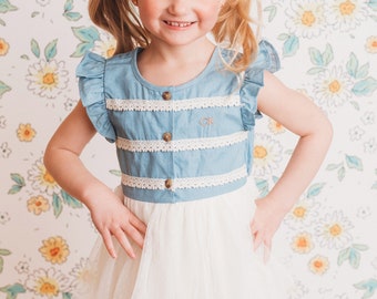 Posie Photo Backdrop // PolyPaper Photography Backdrop // SIZES: 5'x5', 5'x6', 5'x7',//