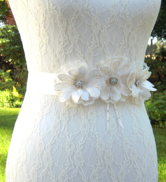 Daisy Wedding Belt Off White And Gold Daisies With Ivory Lace Etsy