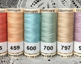 6 NEUE verschiedene pastellfarbene 100 Meter Garnrollen aus 100% Polyester