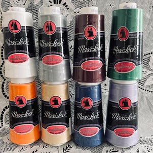 新登場！8種類のマキシロック3000ヤード巻き、ポリエステル100％オーバーロックミシン糸 TEX27