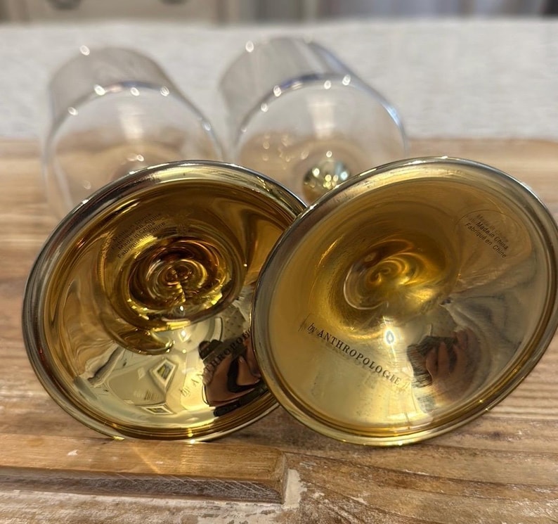 Anthropologie Morgan Collection Metallic Gold Set med två vinglas bild 6
