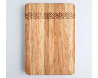 Oak Wood Board with leaves design, Small