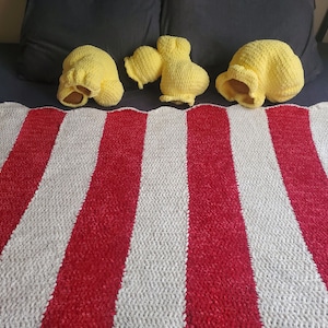 Popcorn Kissen und Decken Set Muster
