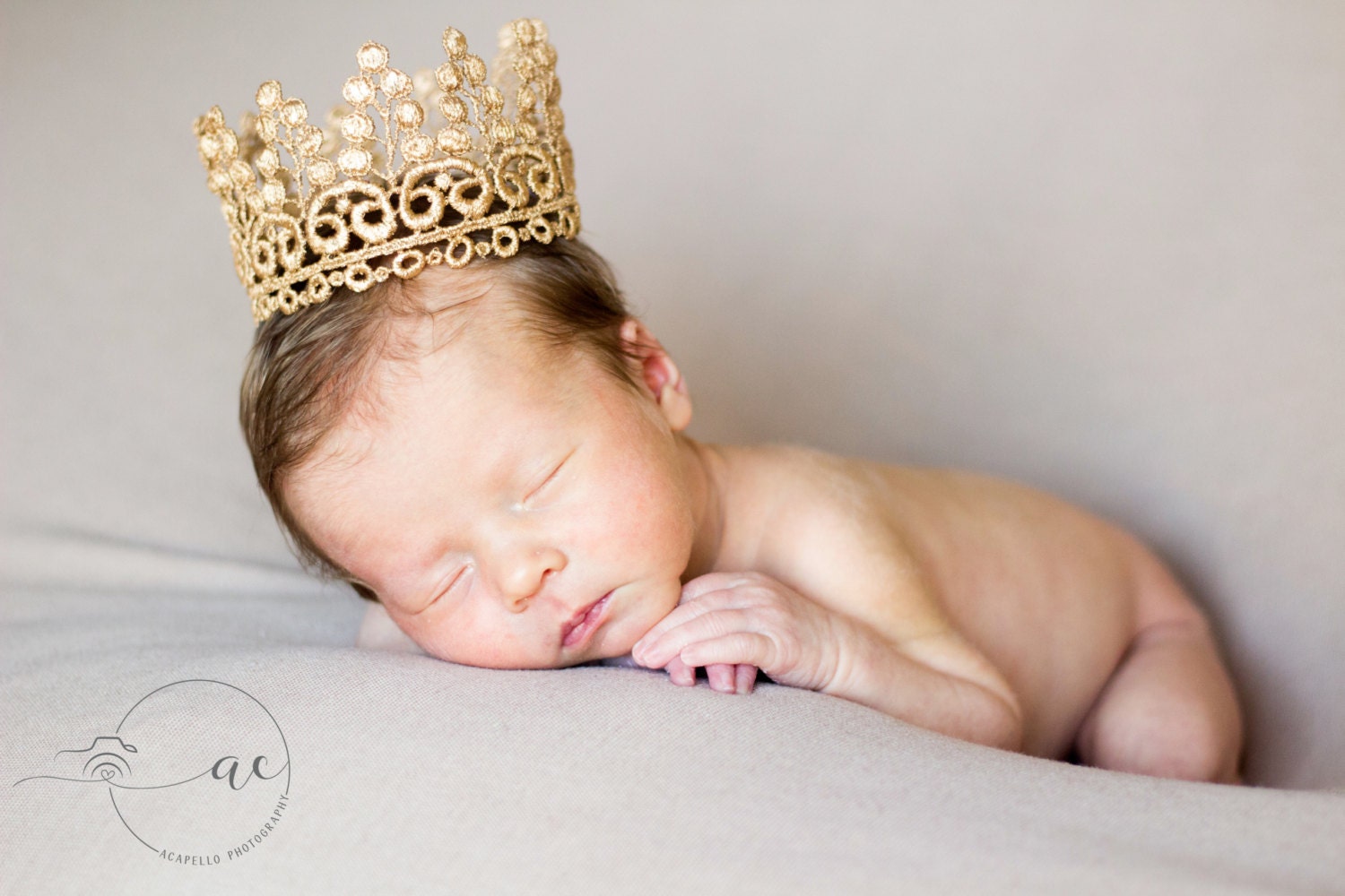 hørbar volatilitet Smøre Gold Newborn Crown for Baby Girl or Boy Kane Gold Crown - Etsy