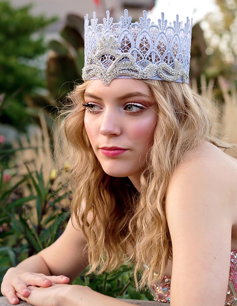Download Glenda The Good Witch Silver Lace Crown with Crystals ...