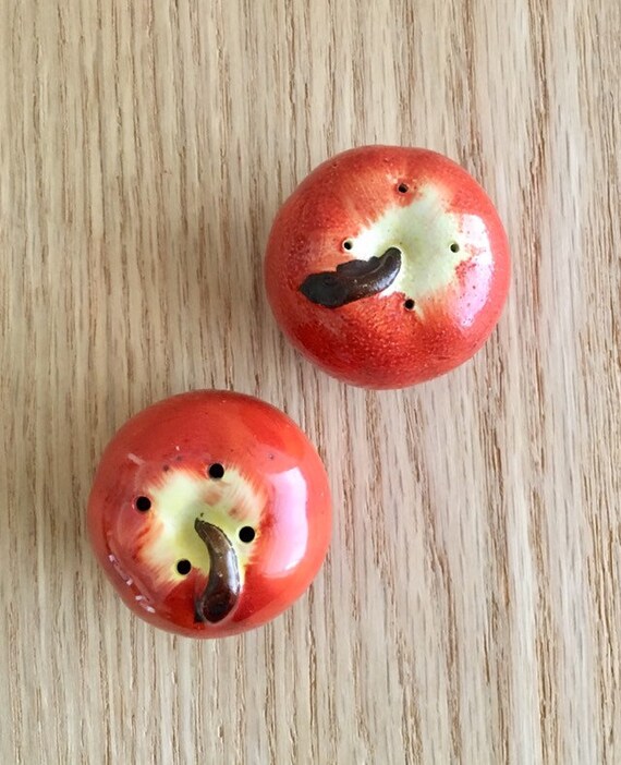 ソルト　ペッパー　シェイカー　りんご　アメリカ 1950 年代のヴィンテージ アップル ソルト アンド ペッパー シェーカー