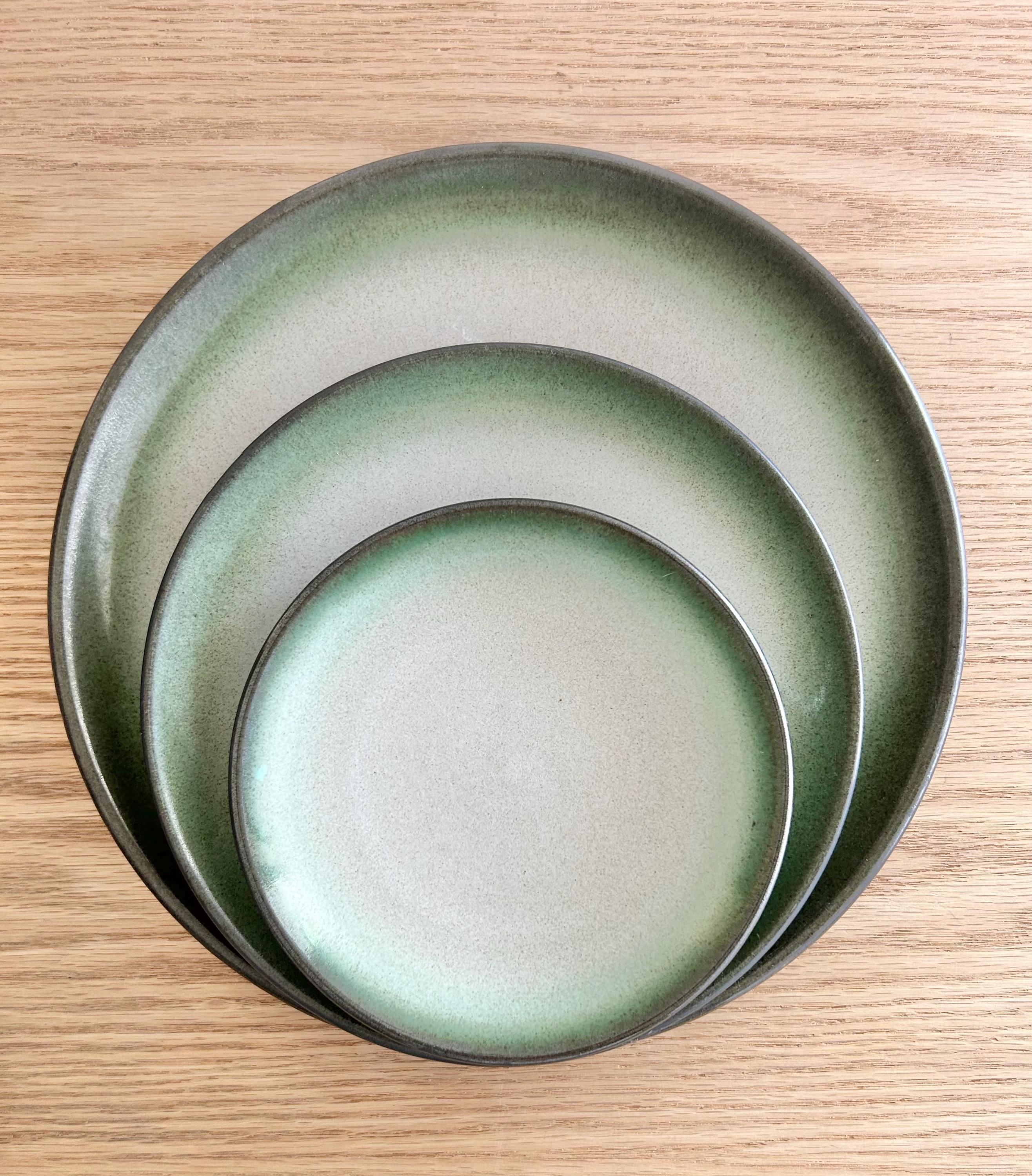 HEATH CERAIMCS　salad plate　2枚セット HEATH SALT SHADOW SALAD PLATE – Objet West by XoWyo