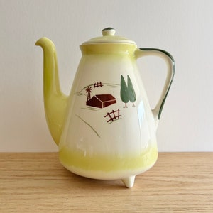 Brock California Harvest with yellow trim coffee pot