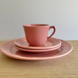 Bauer Los Angeles pottery La Linda Pink set of 4 pieces