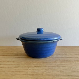 Bauer Los Angeles pottery Cobalt Blue Ringware individual casserole with lid