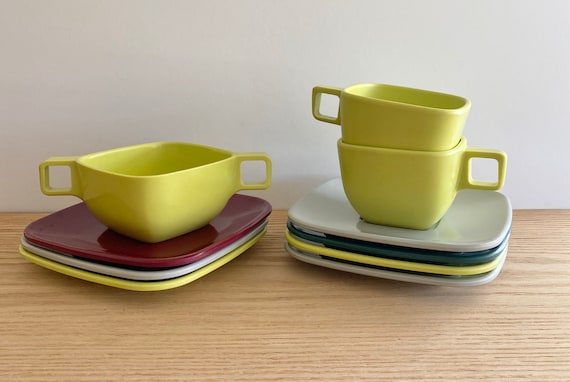1960s Brookpark Modern Design Melmac Melamine Cups, Saucers