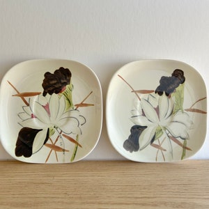 Red Wing Lotus saucers set of 2 from 1940s